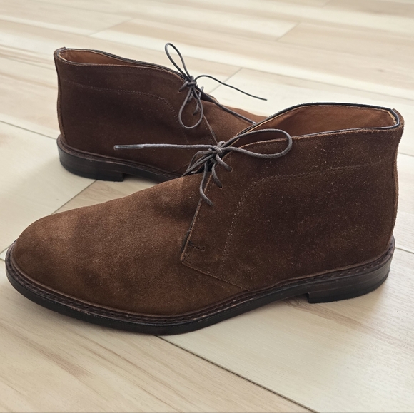 Allen Edmonds Dundee 2.0 Leather Seude Chukka Boots - Picture 2 of 12